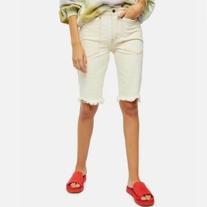 Free People Rebel Rouser Jean Shorts in white SZ 31